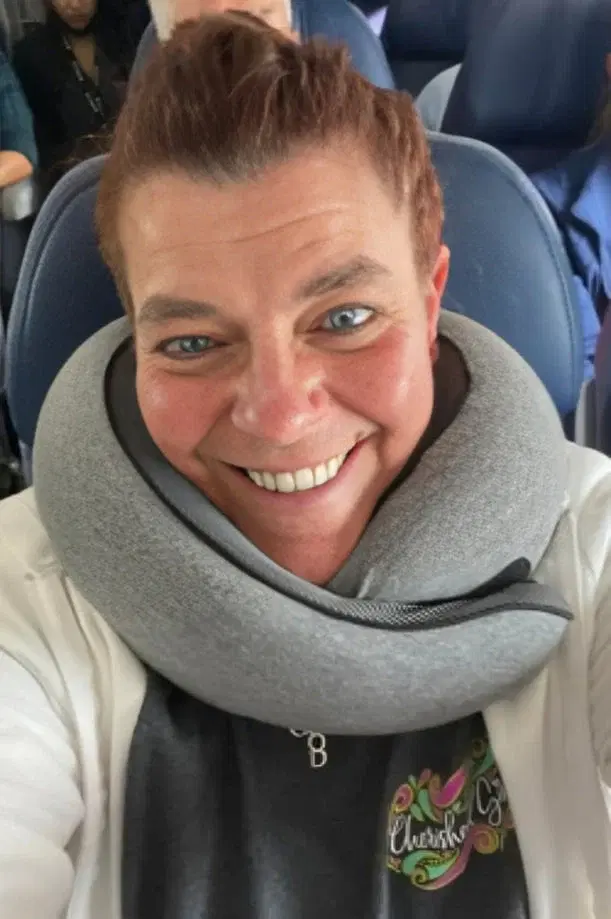 Happy FlyHugz® travelers