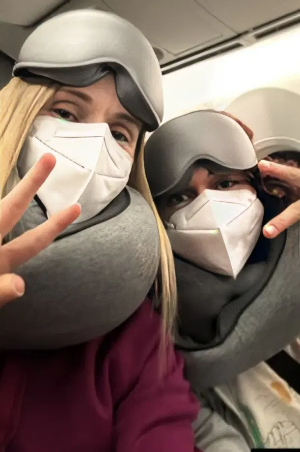 Happy FlyHugz® travelers
